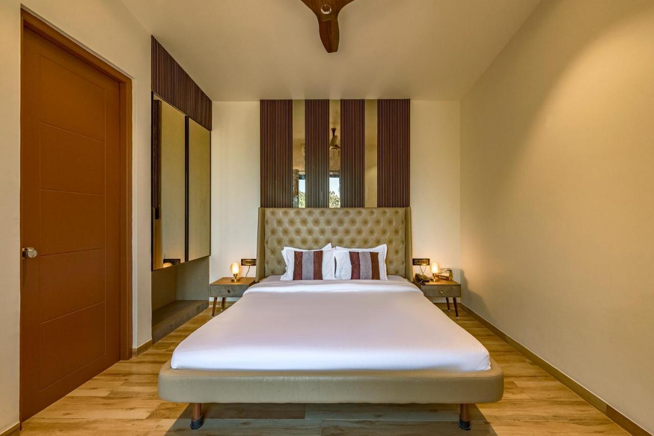 Saffronstays Harrier Crest, Lonavala - A Frame Villa With Bathtub Serving Delicious Veg Food Eksteriør billede